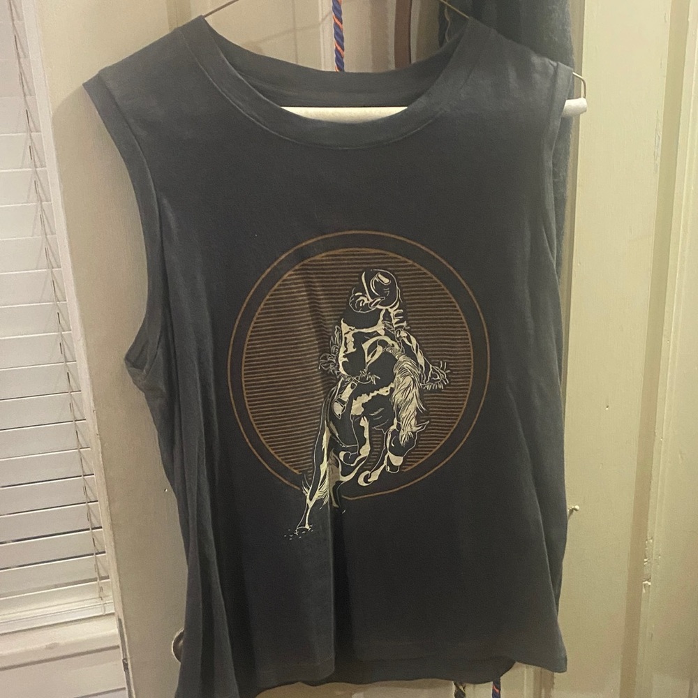 Graphic Sleeveless Top - Black